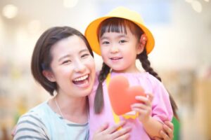 発達障がい児に関わる仕事ができる勤務先と事業内容、必要な資格を紹介